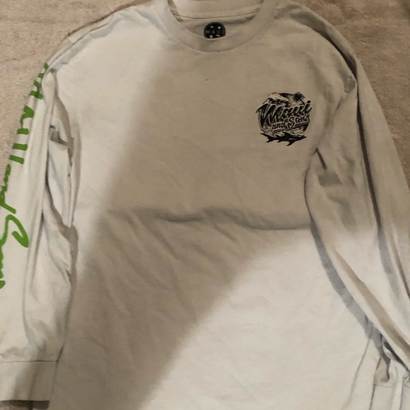 Shirt - Picture 1 of 3